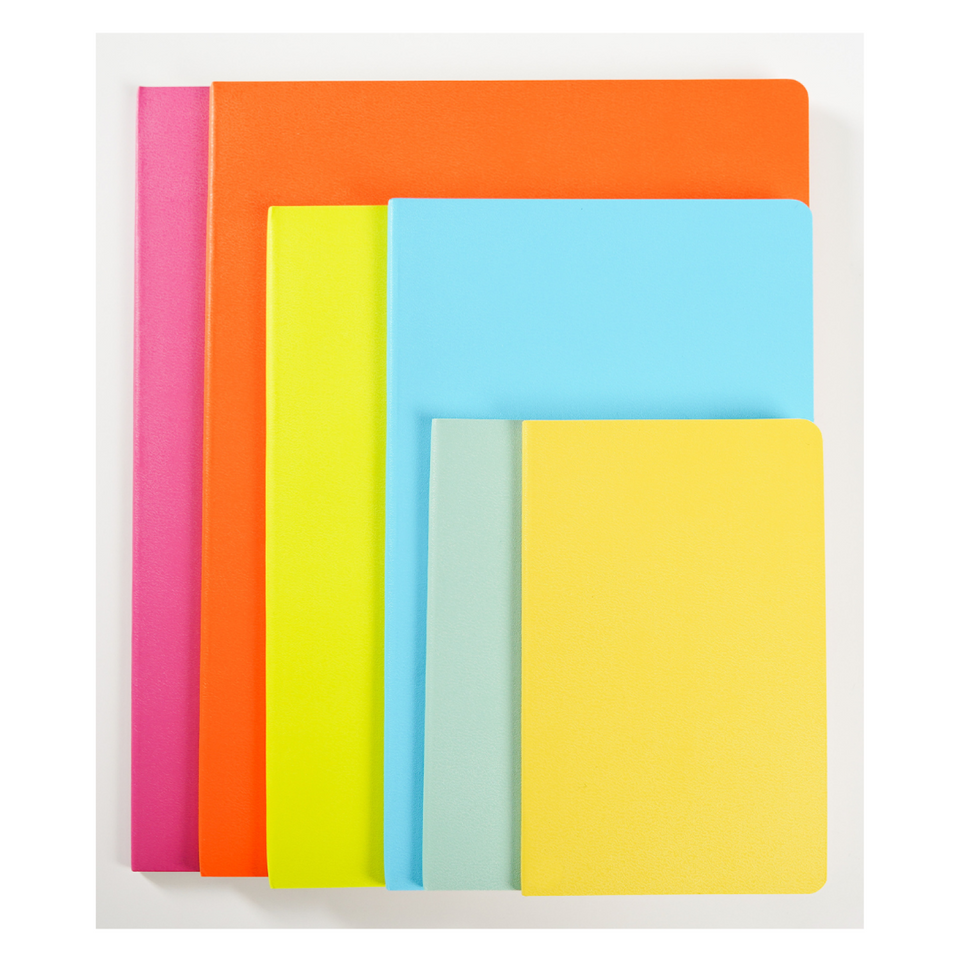Set de 6 libretas multiformato multicolor claro hoja rayada pasta suave